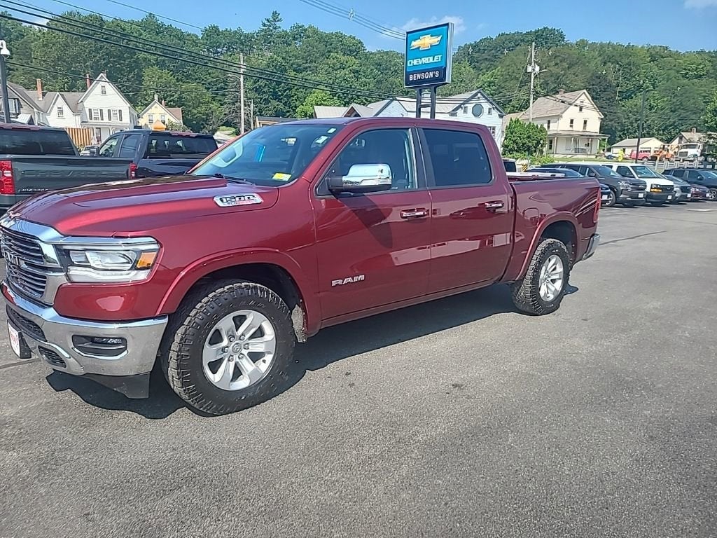 2022 RAM 1500 Laramie Crew Cab 4x4 5'7" Box