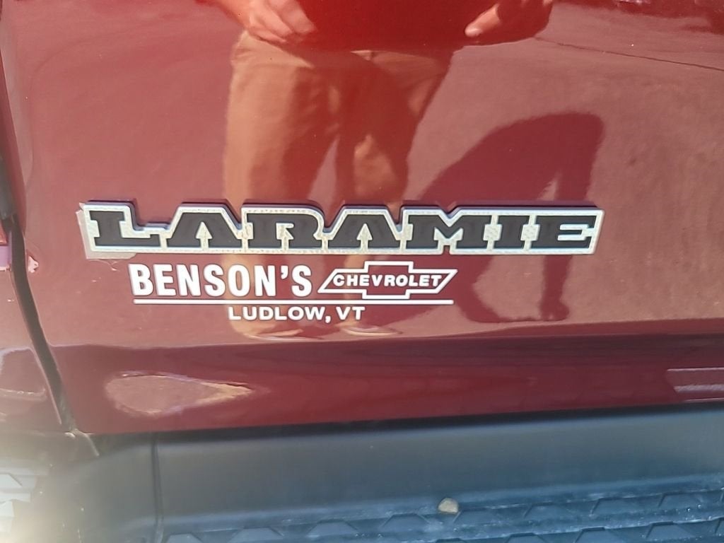 2022 RAM 1500 Laramie Crew Cab 4x4 5'7" Box