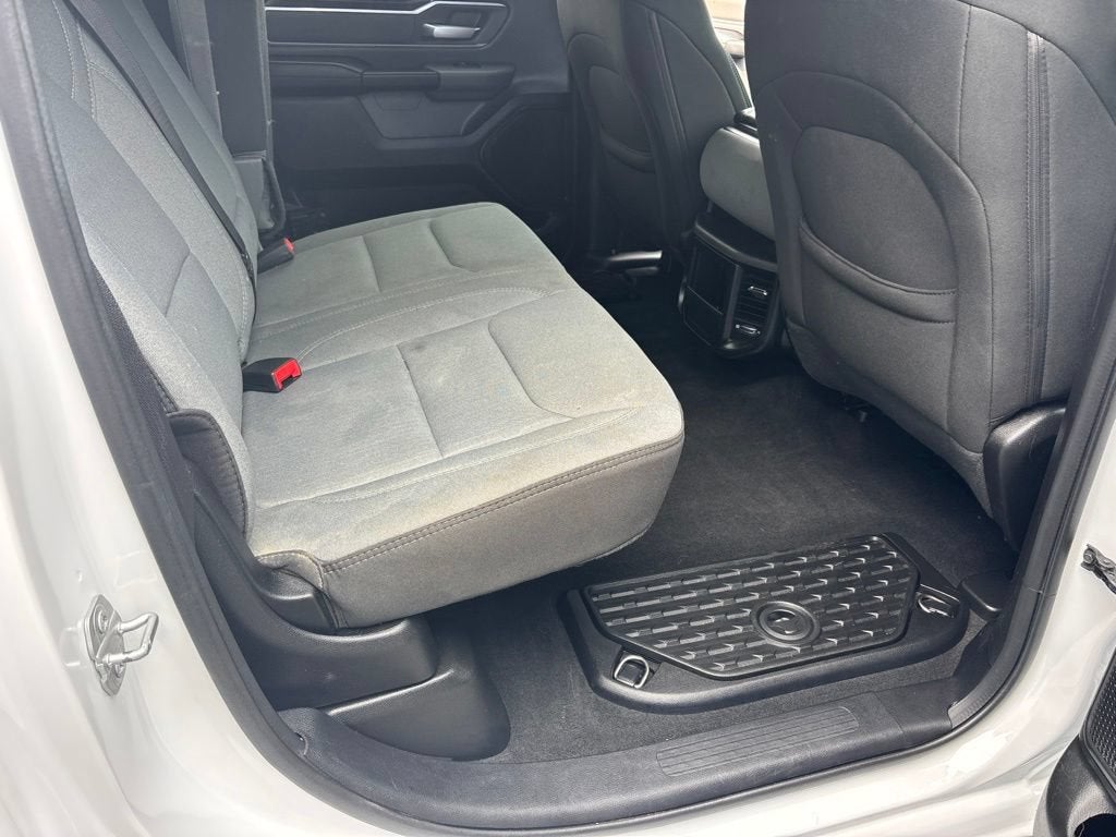 2022 RAM 1500 Big Horn Crew Cab 4x4 6'4" Box