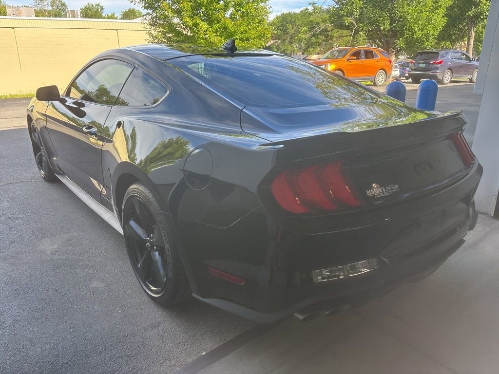 2022 Ford Mustang GT Premium Fastback