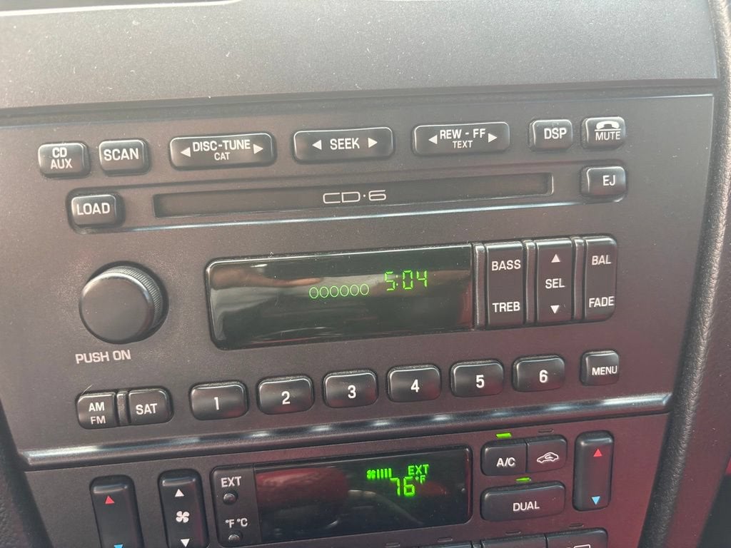 2005 Ford Thunderbird Deluxe