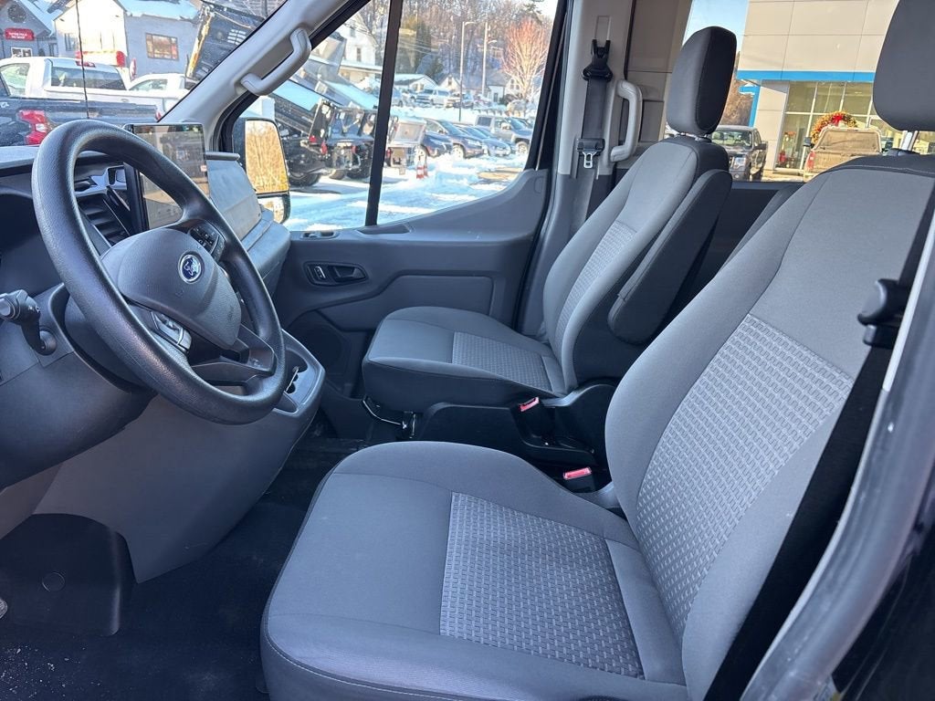 2024 Ford Transit Passenger Wagon XL