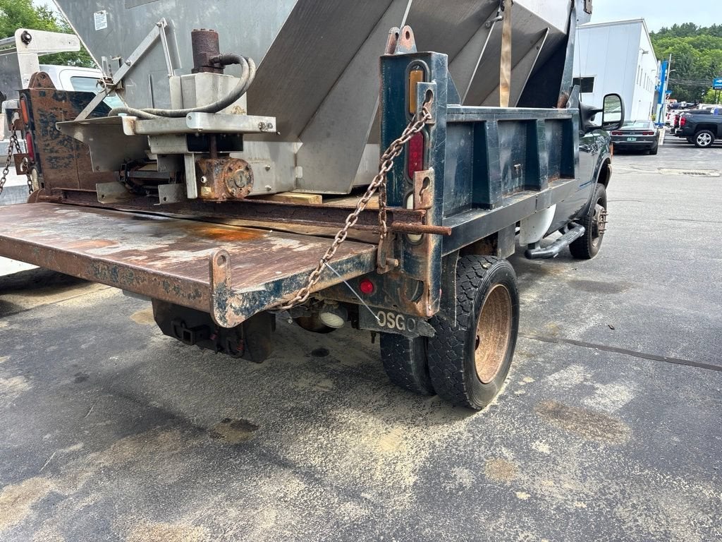 1999 Ford Super Duty F-550 XL