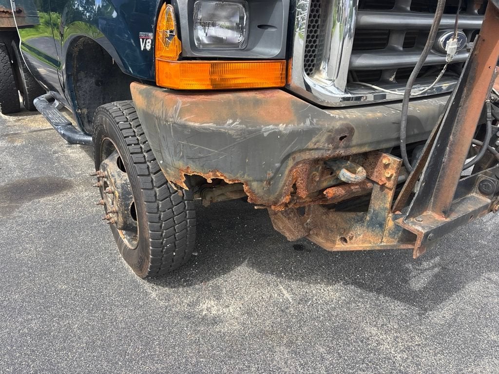 1999 Ford Super Duty F-550 XL