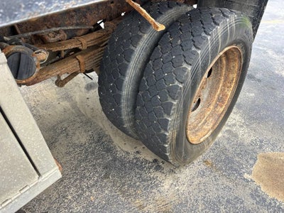 1999 Ford Super Duty F-550 XL