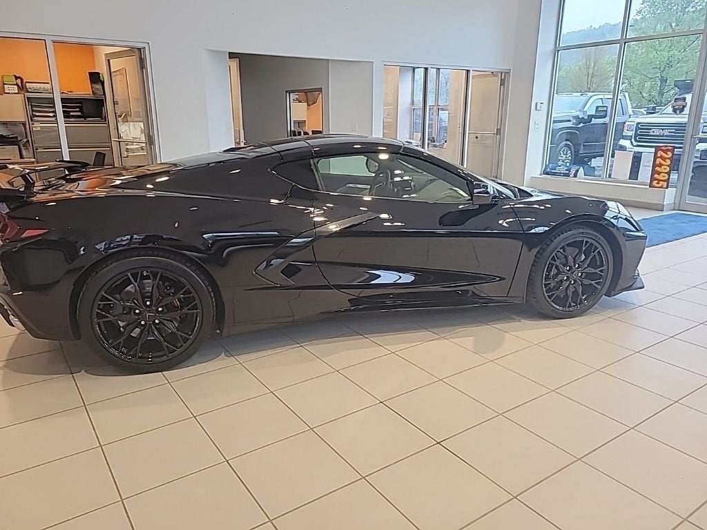 2025 Chevrolet Corvette Stingray 2LT