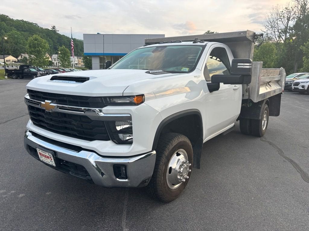 2024 Chevrolet Silverado 3500 HD Chassis Cab LT