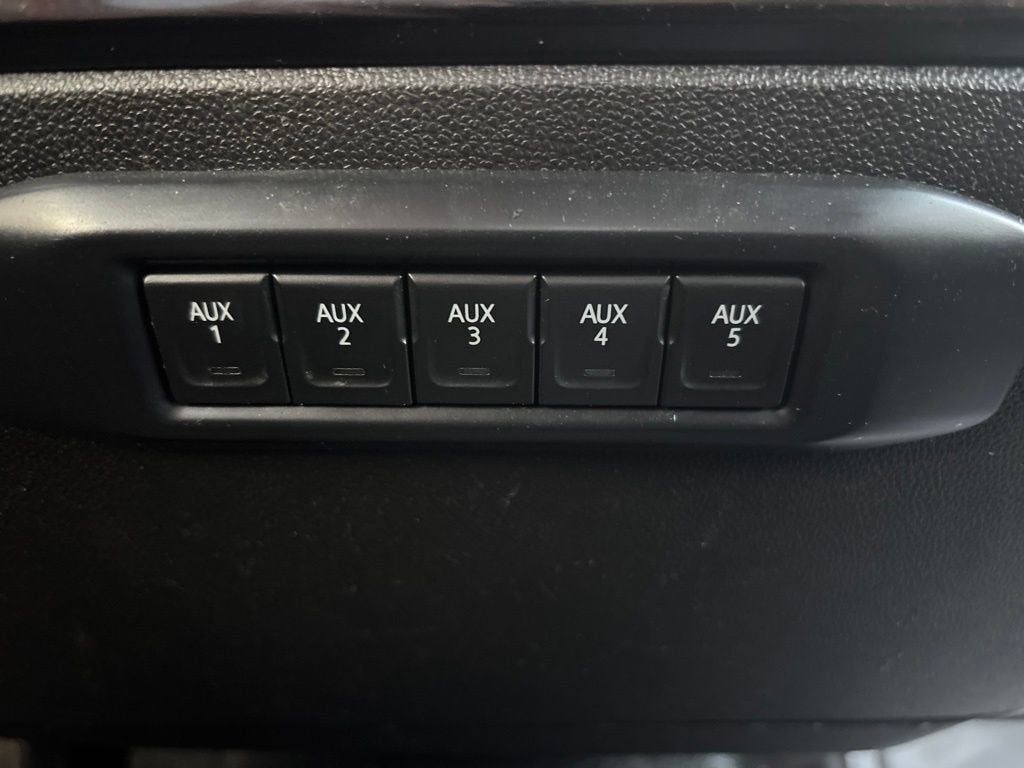 2024 Chevrolet Silverado 3500 HD Chassis Cab LT