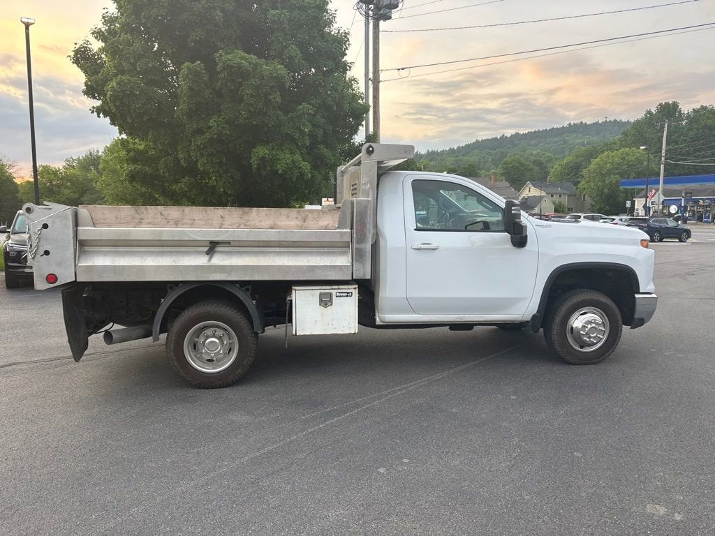 2024 Chevrolet Silverado 3500 HD Chassis Cab LT