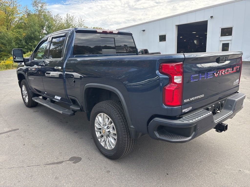 2022 Chevrolet Silverado 3500 HD High Country