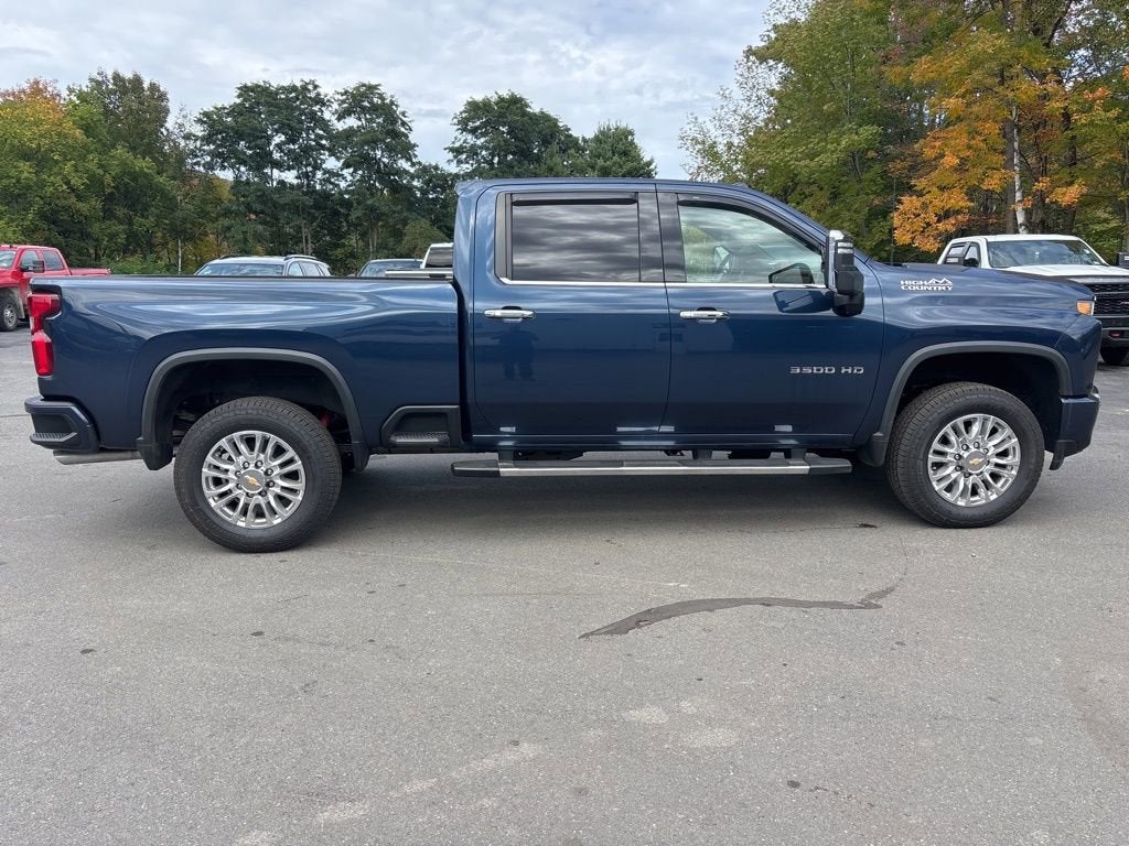 2022 Chevrolet Silverado 3500 HD High Country