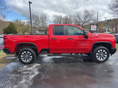 2024 Chevrolet Silverado 2500 HD Custom