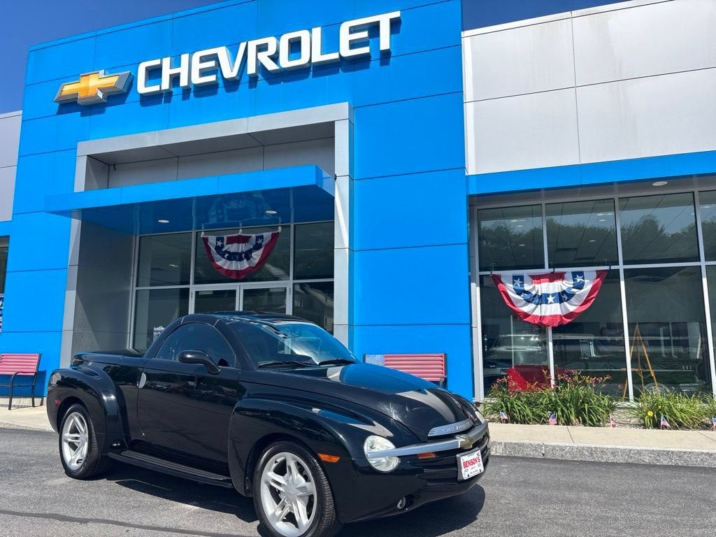 2004 Chevrolet SSR LS