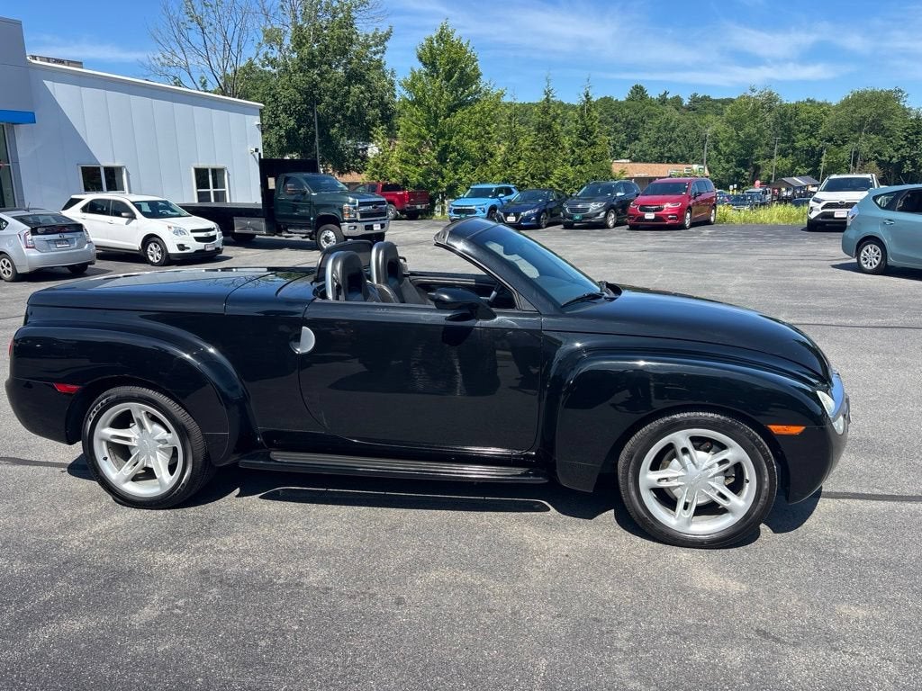 2004 Chevrolet SSR LS