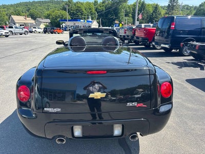 2004 Chevrolet SSR LS