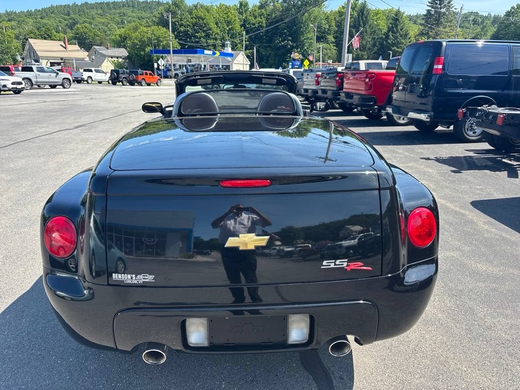 2004 Chevrolet SSR LS