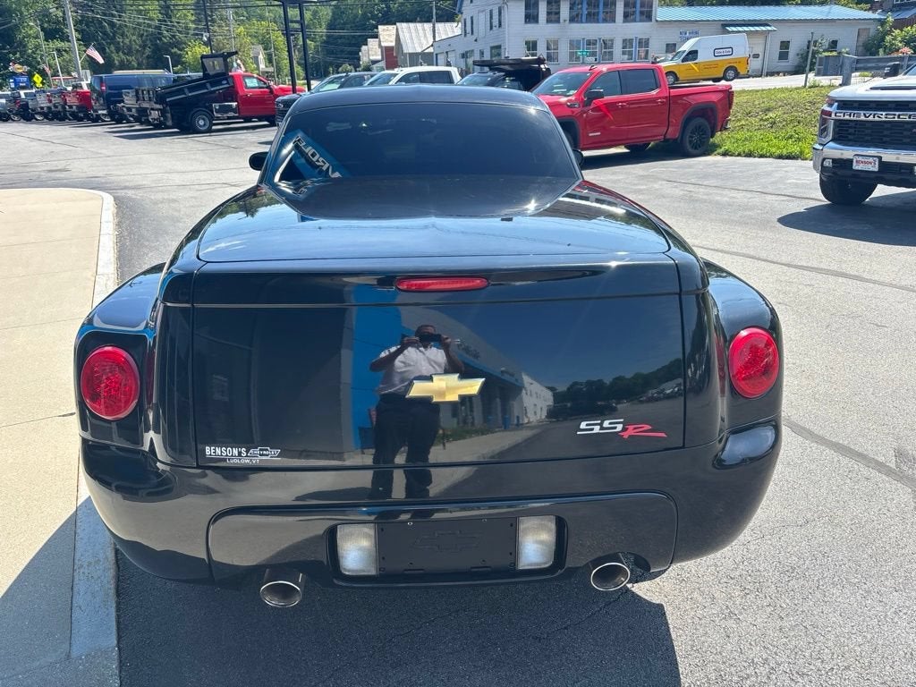 2004 Chevrolet SSR LS