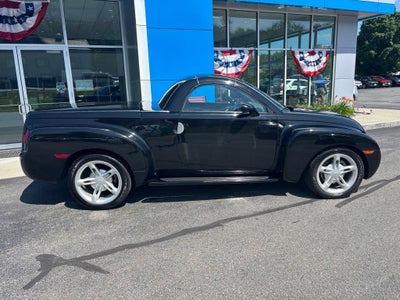 2004 Chevrolet SSR LS