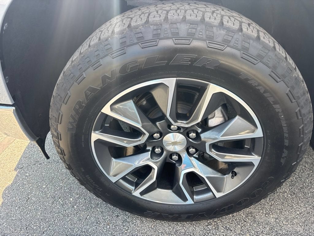 2024 Chevrolet Silverado 1500 LT (2FL)