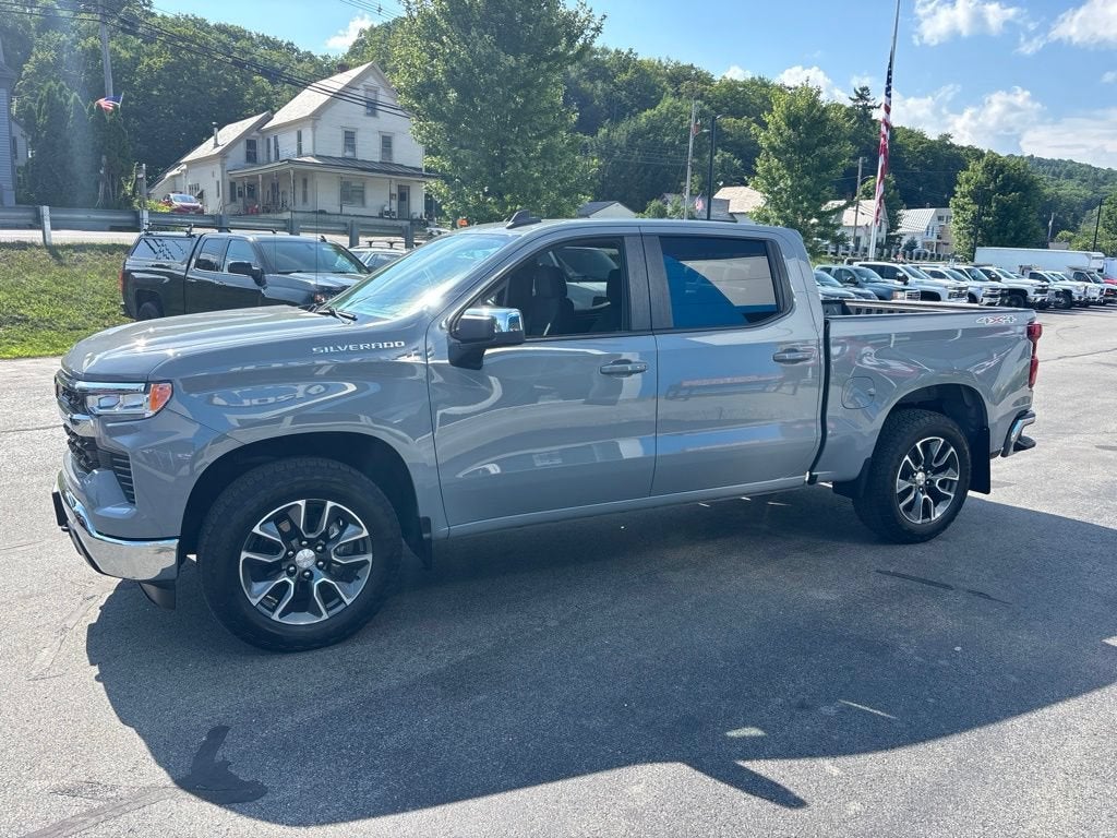 2024 Chevrolet Silverado 1500 LT (2FL)