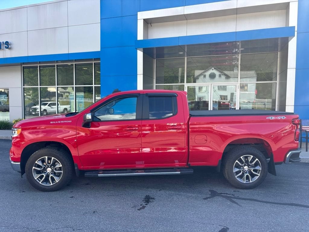 2025 Chevrolet Silverado 1500 LT (2FL)