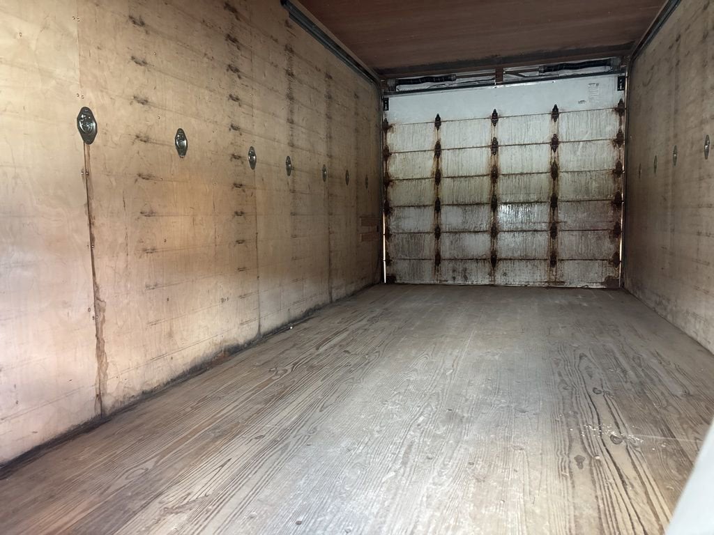 2016 GMC Savana Cutaway 3500 3500