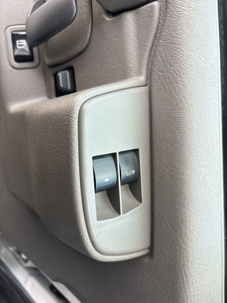 2016 GMC Savana Cutaway 3500 3500