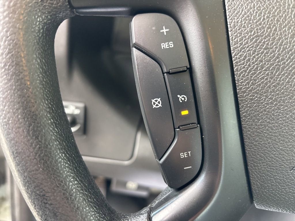 2016 GMC Savana Cutaway 3500 3500