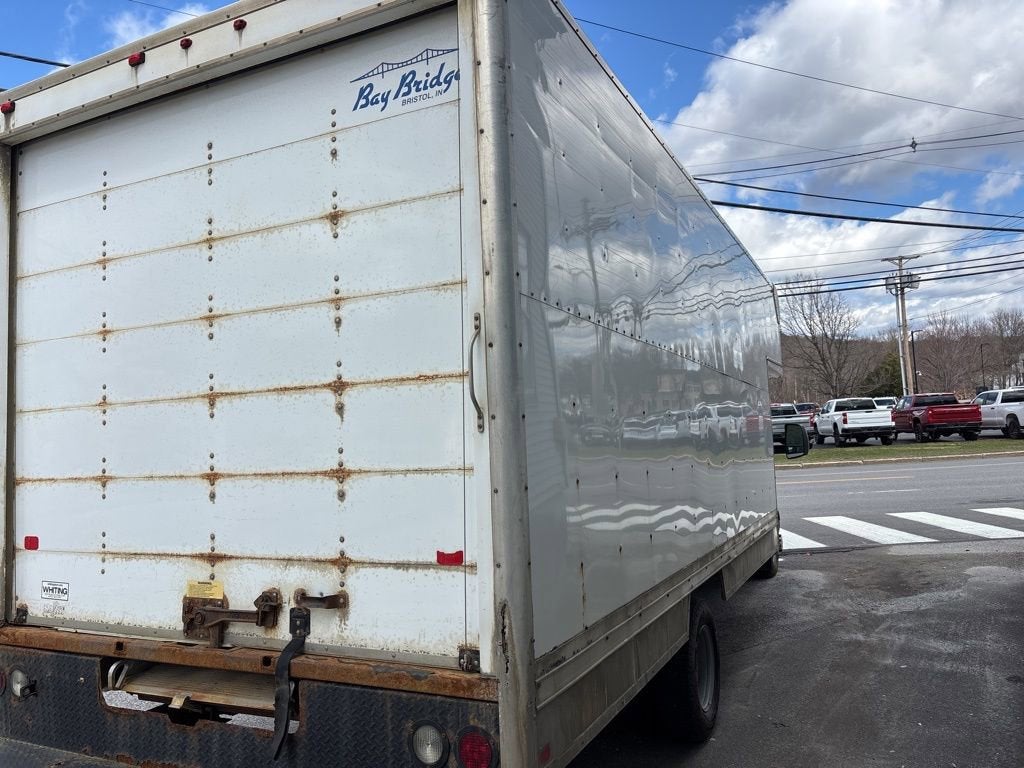 2016 GMC Savana Cutaway 3500 3500