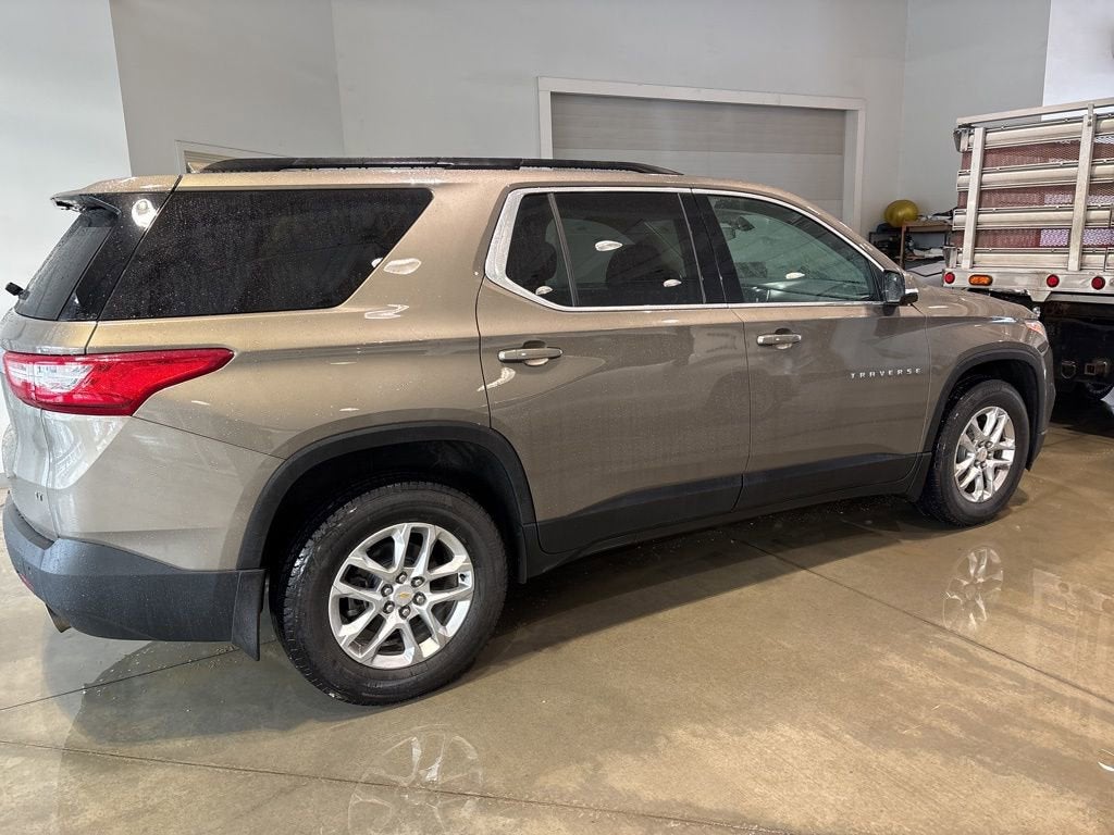 2020 Chevrolet Traverse LT Cloth