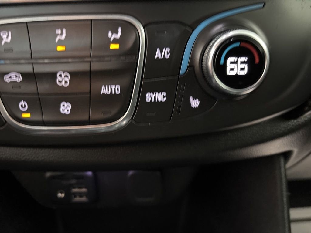 2020 Chevrolet Traverse LT Leather