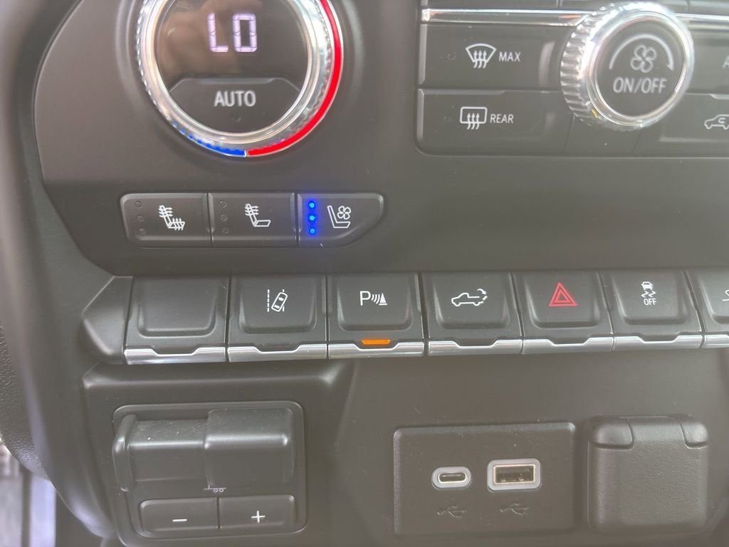 2022 GMC Sierra 2500 HD AT4