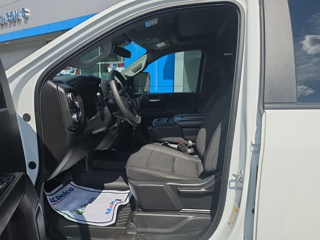 2025 GMC Sierra 2500 HD Pro
