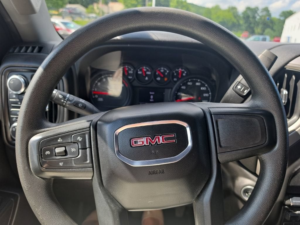 2025 GMC Sierra 2500 HD Pro
