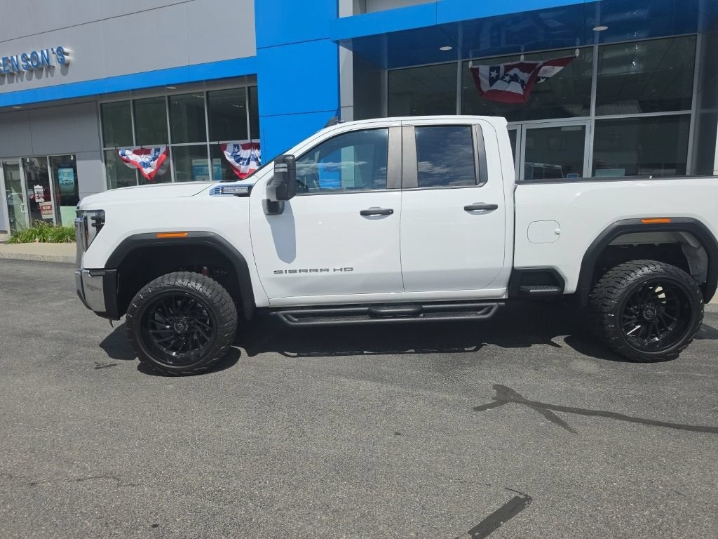 2025 GMC Sierra 2500 HD Pro