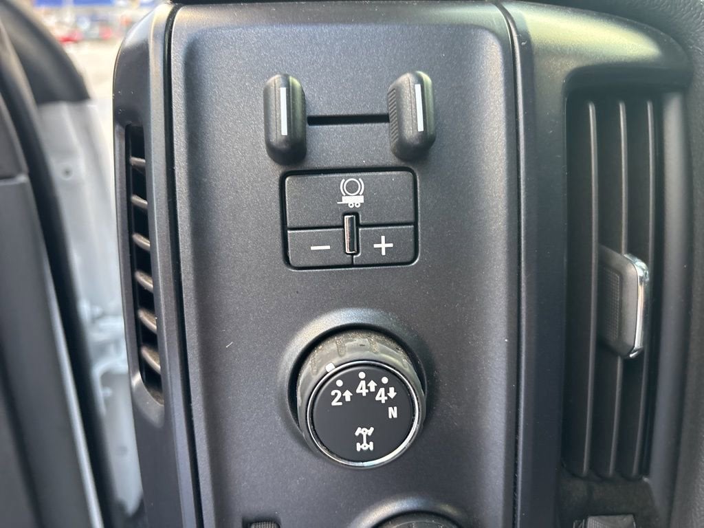 2024 Chevrolet Silverado 5500 HD Work Truck