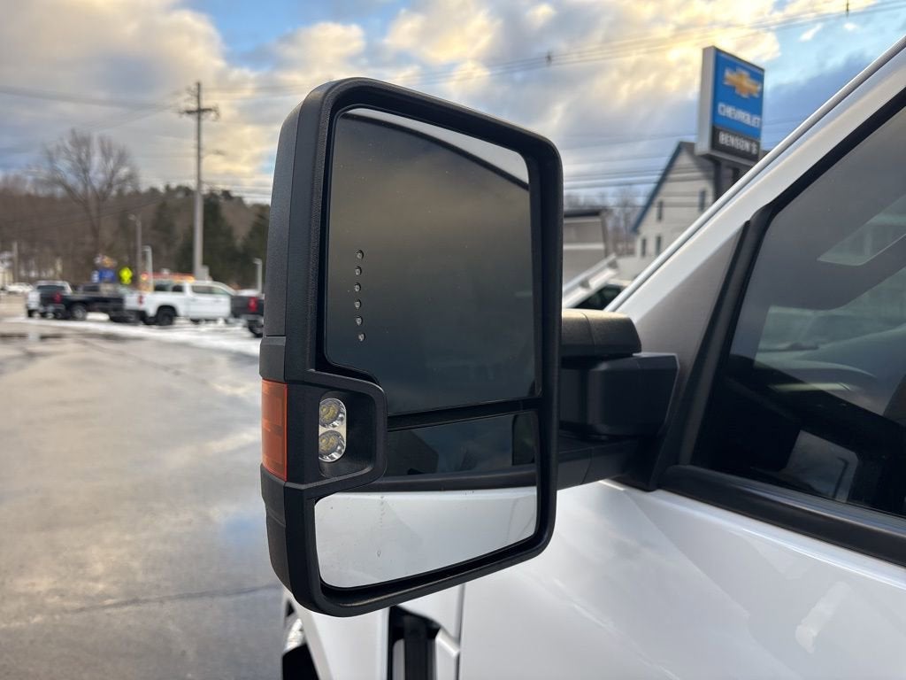 2024 Chevrolet Silverado 5500 HD Work Truck