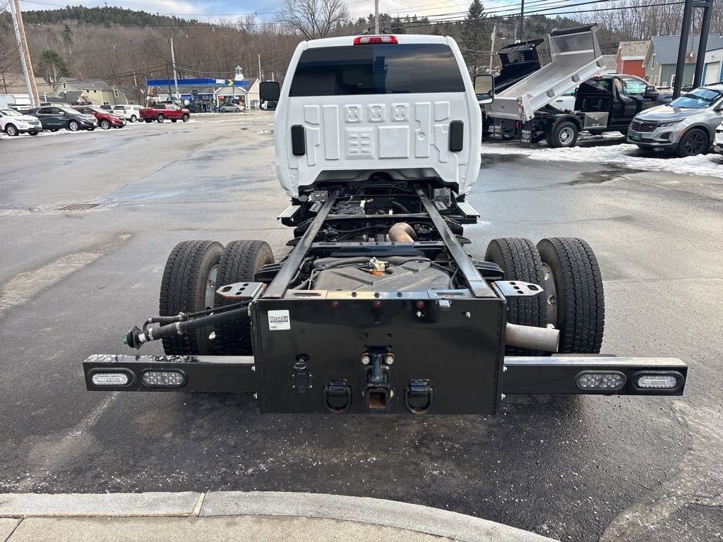 2024 Chevrolet Silverado 5500 HD Work Truck