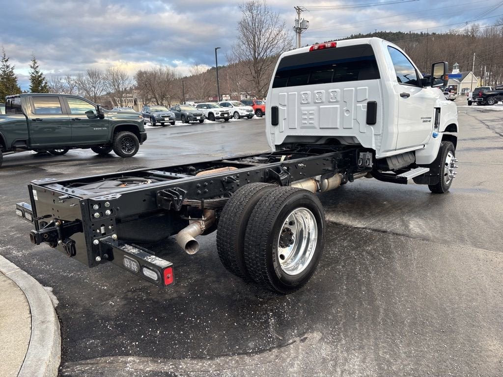 2024 Chevrolet Silverado 5500 HD Work Truck