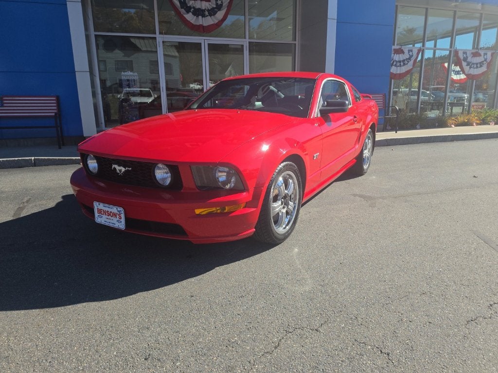 2006 Ford Mustang GT Deluxe