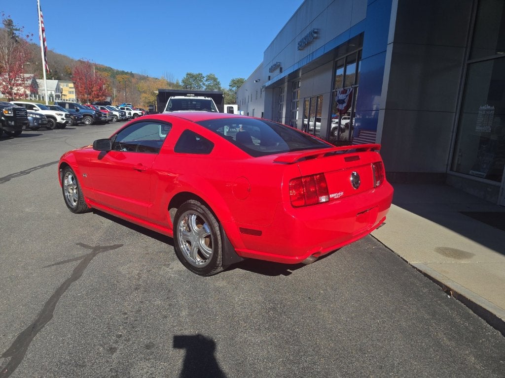 2006 Ford Mustang GT Deluxe
