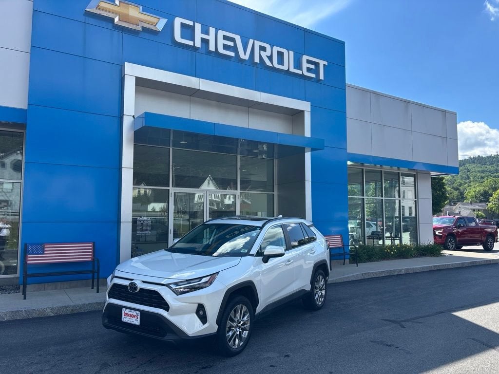 2023 Toyota RAV4 XLE Premium