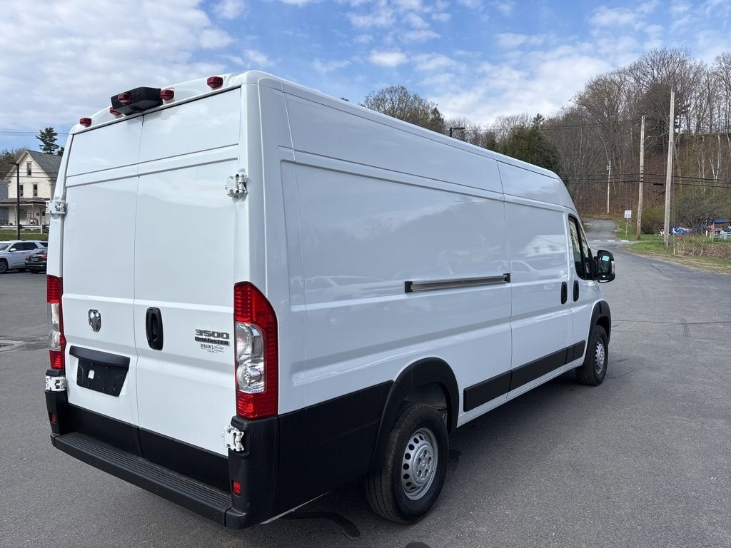 2025 RAM ProMaster Cargo Van Tradesman