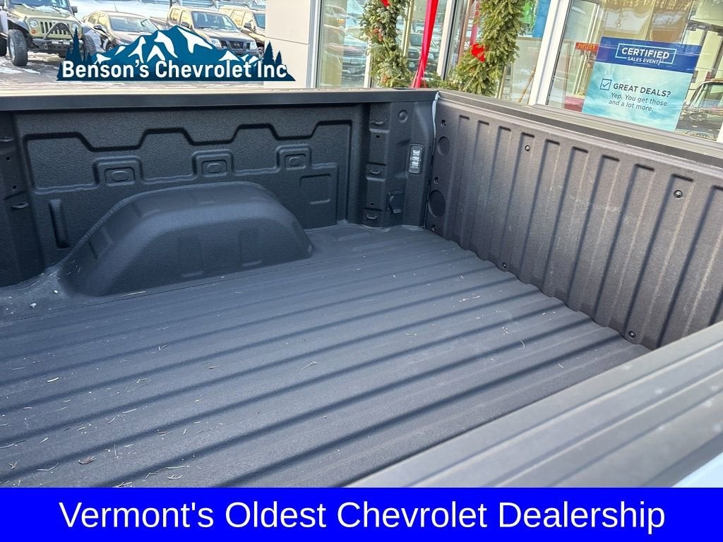 2025 Chevrolet Silverado 1500 Custom Trail Boss