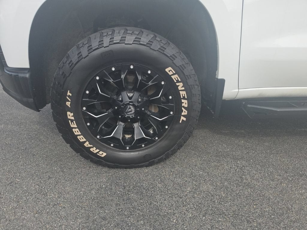 2020 Chevrolet Silverado 1500 Custom Trail Boss