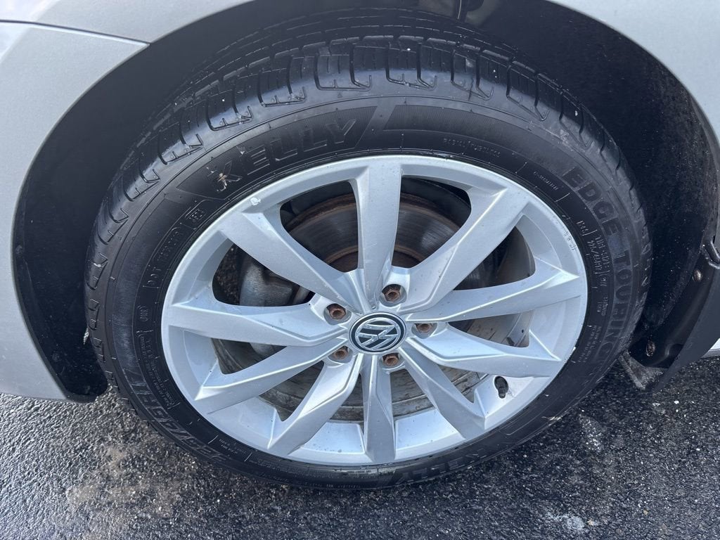 2017 Volkswagen Golf SportWagen TSI SE