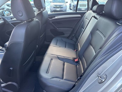 2017 Volkswagen Golf SportWagen TSI SE