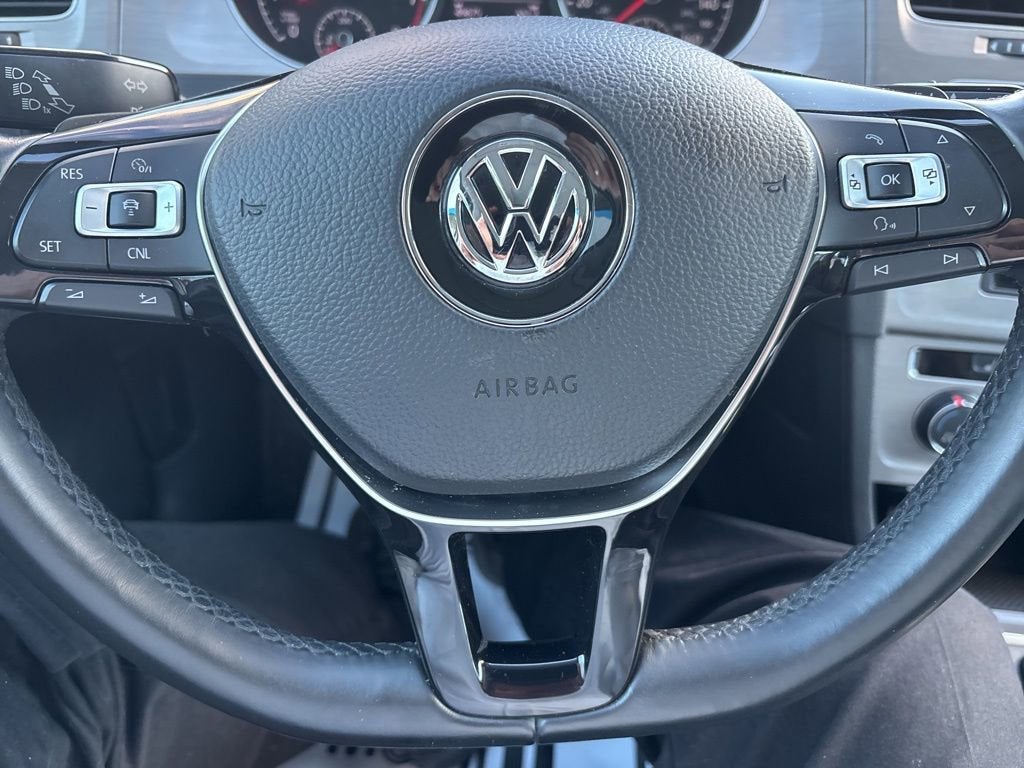 2017 Volkswagen Golf SportWagen TSI SE