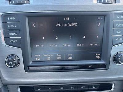 2017 Volkswagen Golf SportWagen TSI SE