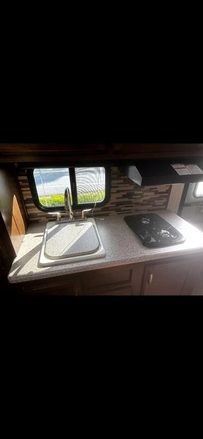 2018 VENTURE RV Sonic Lite SL16